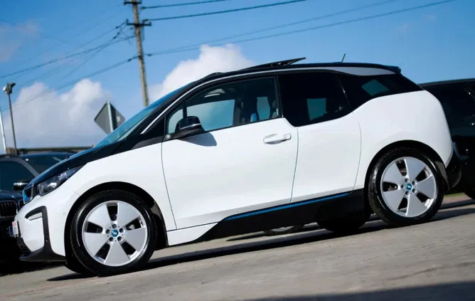 bmw śląskie BMW i3 cena 131610 przebieg: 18100, rok produkcji 2021 z Szepietowo